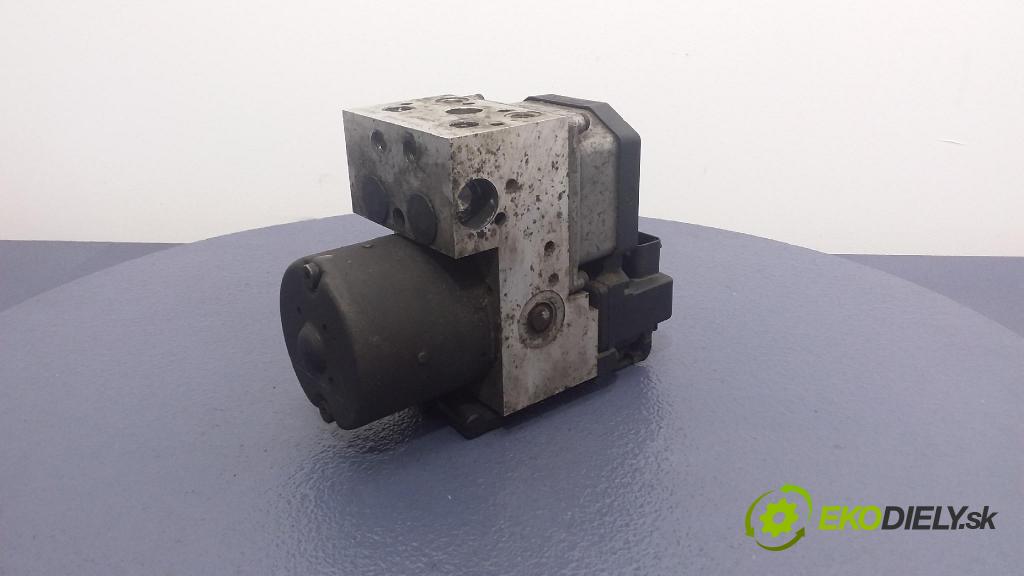 Audi A6 2003 čerpadlo ABS x