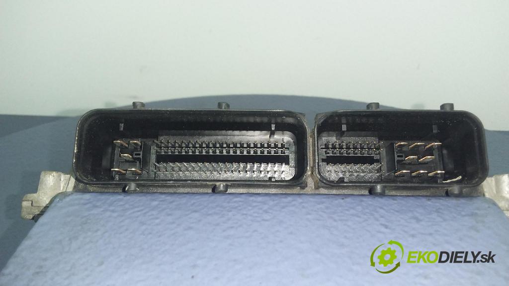 Audi A3 2000 riadiaca jednotka Motor: 06A906033J