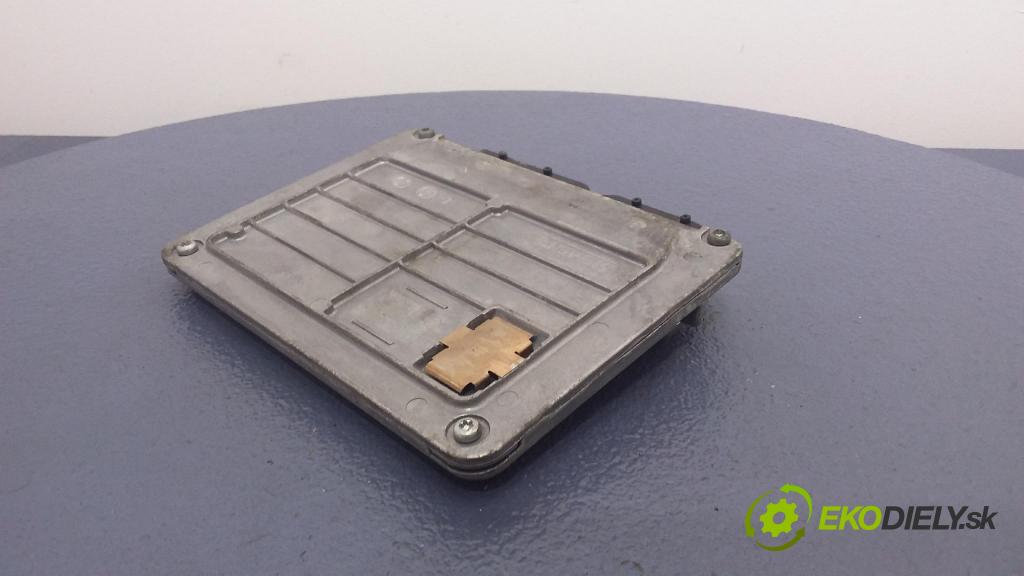 Audi A3 2000 riadiaca jednotka Motor: 06A906033J