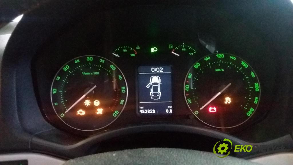 Skoda Octavia 2006 prístrojovka/ budíky 1Z0920842D