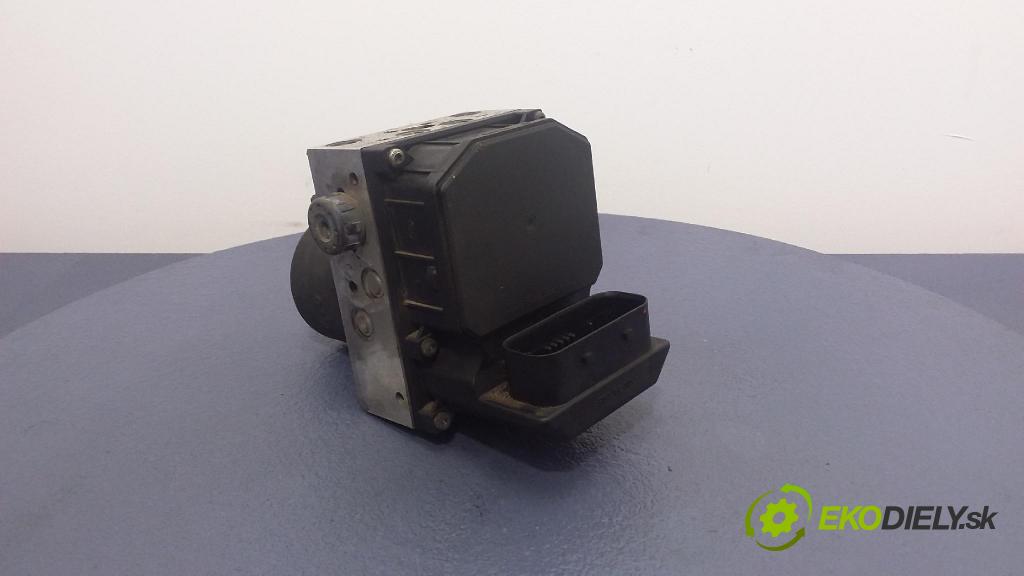 Audi A4 2003 čerpadlo ABS x 8E0614517