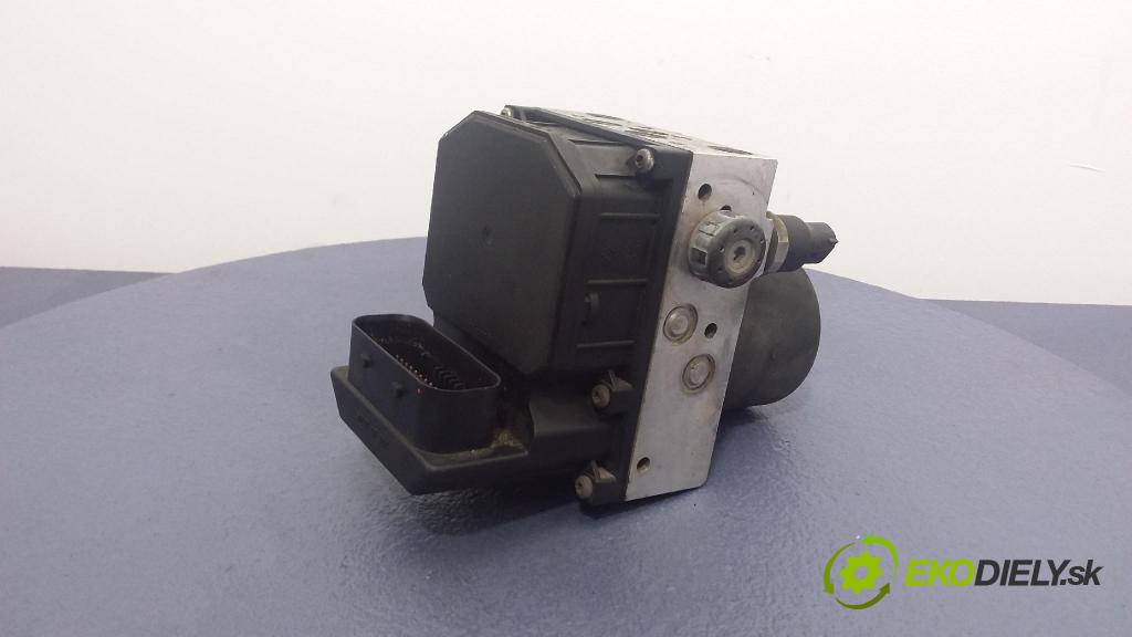 Audi A4 2003 čerpadlo ABS x 8E0614517