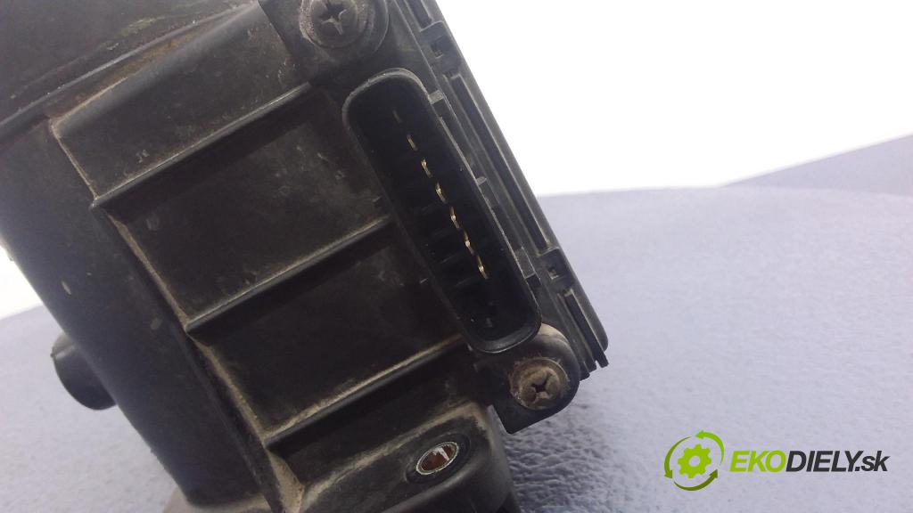 Mitsubishi Carisma 0 průtokoměr: 