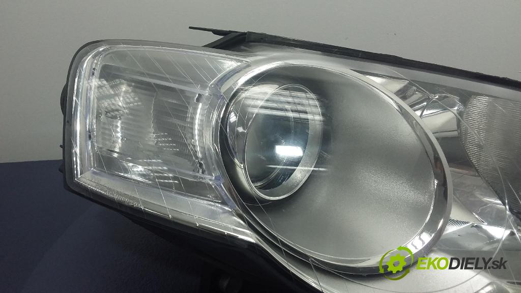 Volkswagen Passat 2007 Reflektor: v pravo: 20-A733