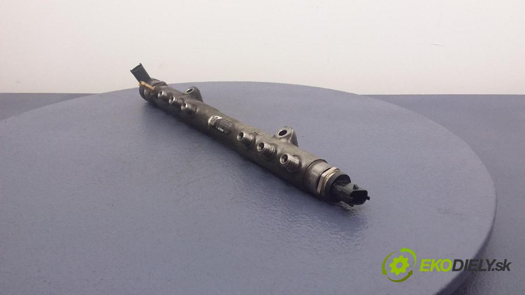 Volvo S60 2007 lišta Zásobování 30777554