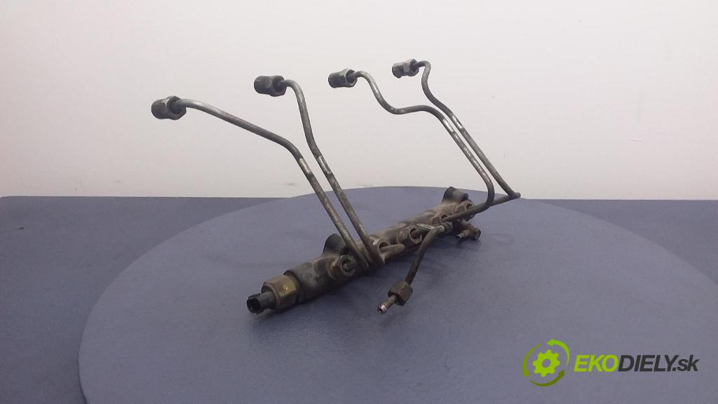 Toyota Avensis 2001 lišta Dodávka: 89458-12010