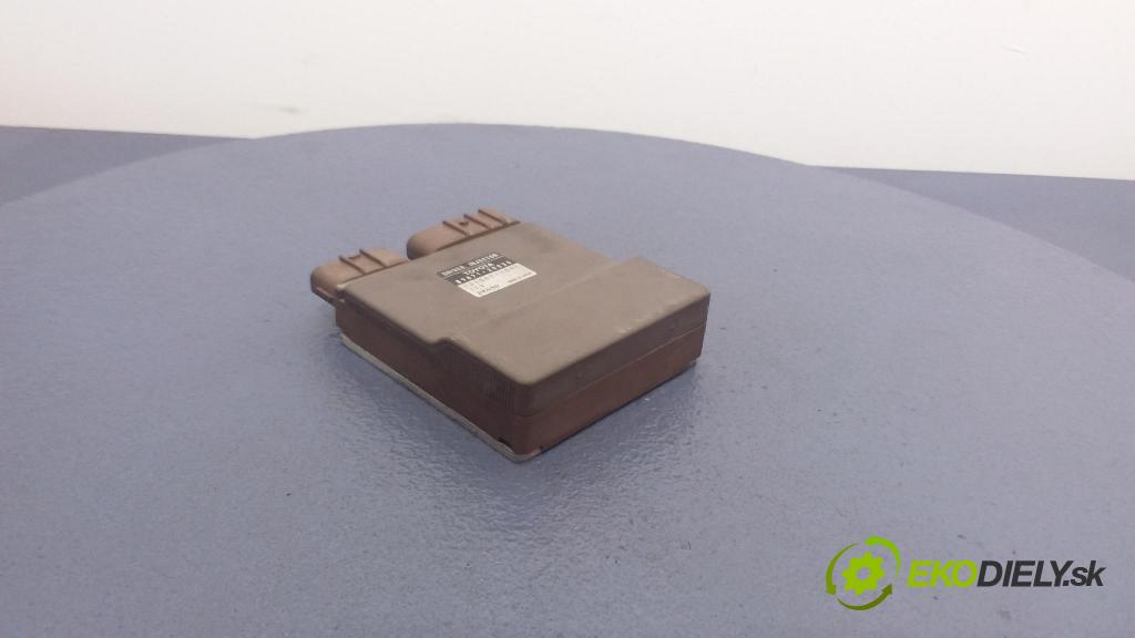 Toyota Avensis 2001 riadiaca jednotka 89871-20030