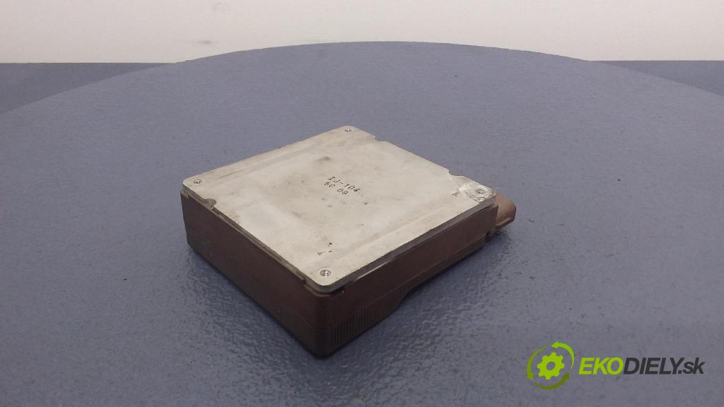 Toyota Avensis 2001 riadiaca jednotka 89871-20030