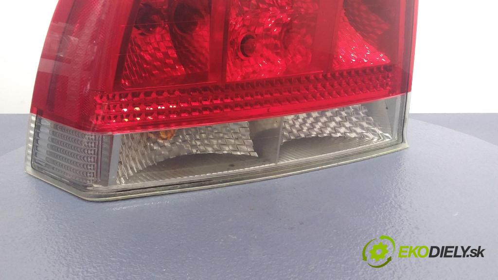 Volvo S60 2007 svetlo / reflektor zad ľavá Vonkajsia: 160997