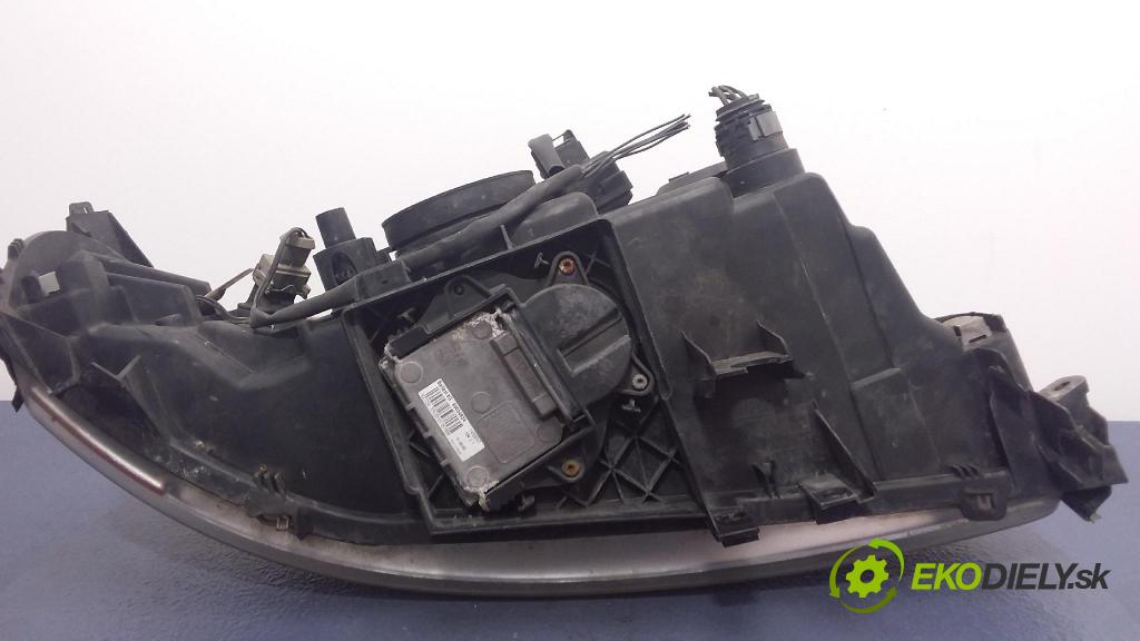 Volvo S60 2007 světlo Levý: 31111180