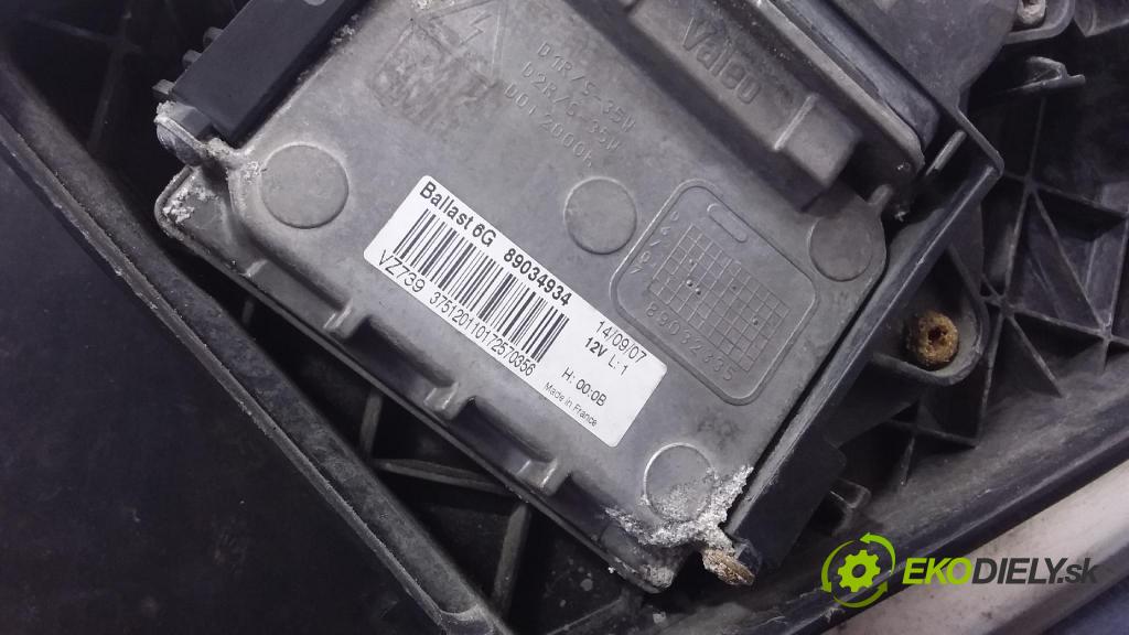 Volvo S60 2007 Reflektor: Vľavo: 31111180