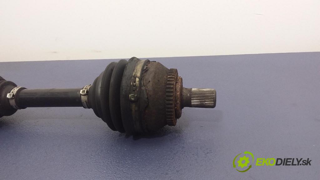 Volvo S60 2007 poloos ľavá Predné P3073090