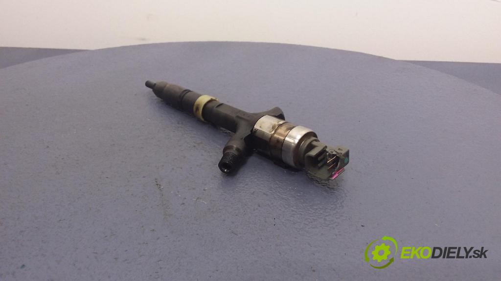 Toyota Avensis 2001 vstrek 23670-27030