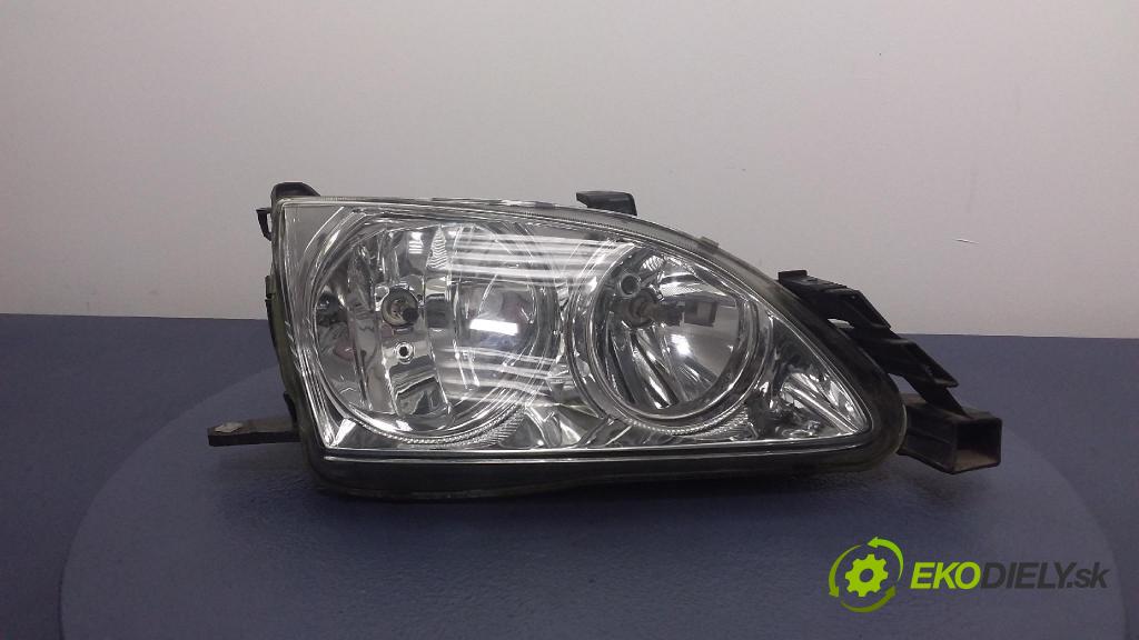 Toyota Avensis 2001 Reflektor: v pravo: 20-6253B