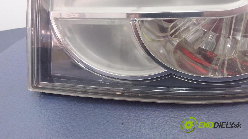 Mazda Cx-7 2008 svetlo / reflektor zad Prava: Vonkajsia: EG21-51150