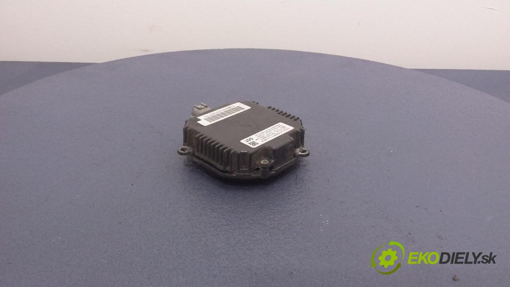 Mazda Cx-7 2008 střídač: NZMKT111LBKA