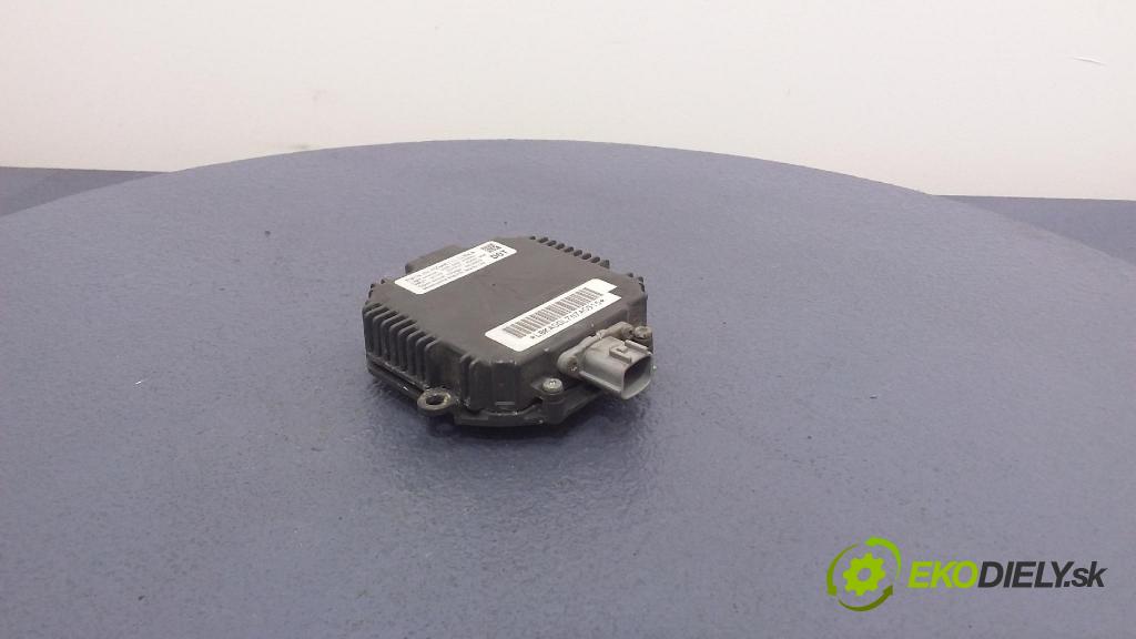 Mazda Cx-7 2008 střídač: NZMKT111LBKA