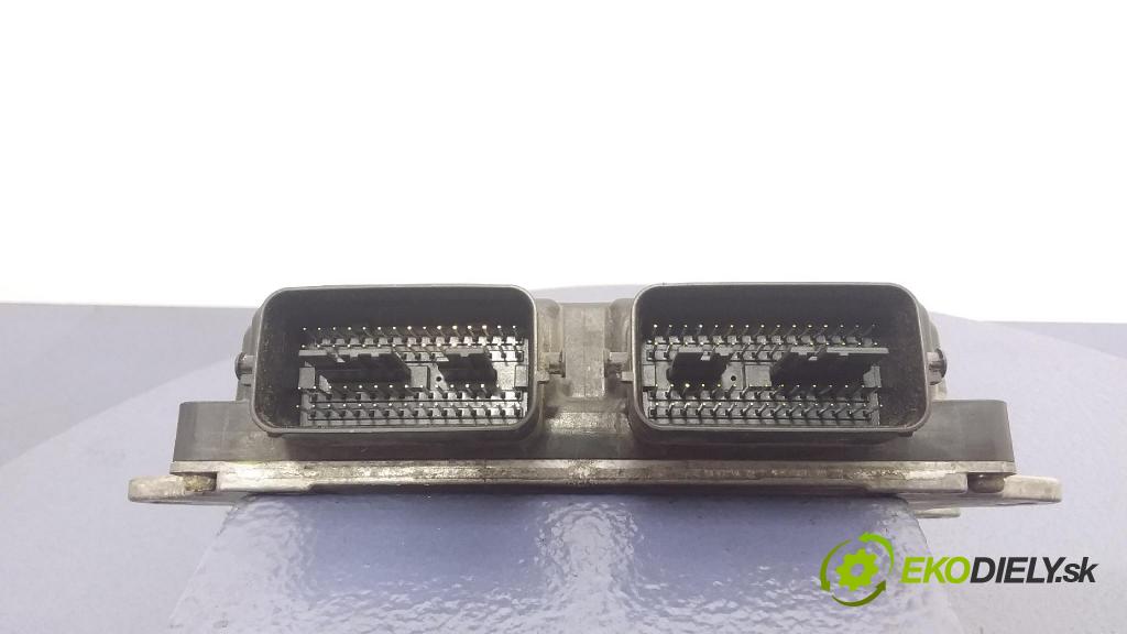 Mazda Cx-7 2008 riadiaca jednotka Motor: L37J18881E