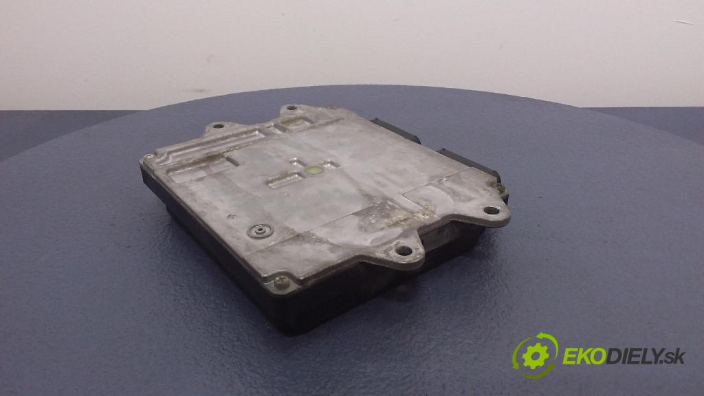 Mazda Cx-7 2008 riadiaca jednotka Motor: L37J18881E