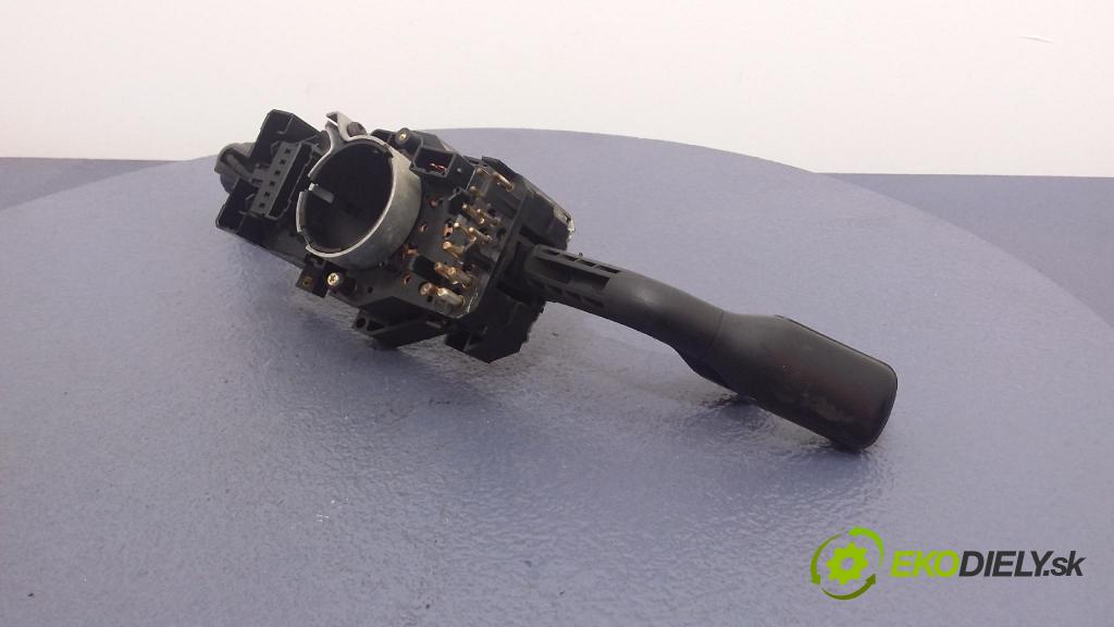 Audi A4 1998 prepínač Komplex: 4D0953513D