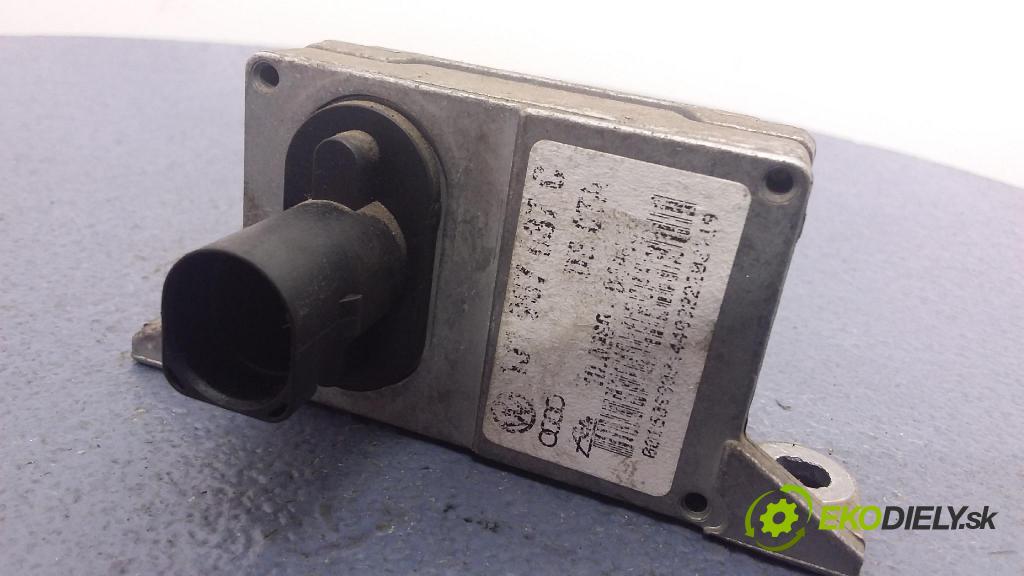 Volkswagen Golf 2002 snímač ESP 1J1907637C