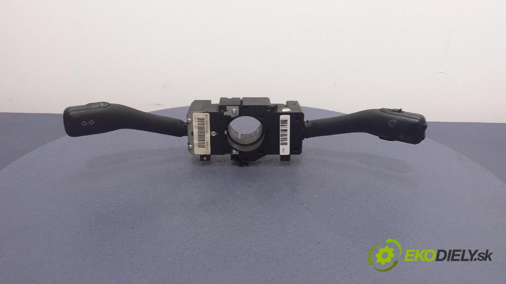 Volkswagen Golf 2002 prepínač Komplex: 8L0953513G