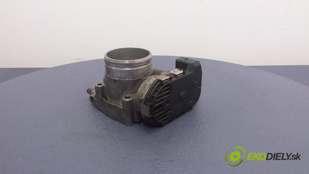 Volkswagen Golf 2002 klapka 036133062D