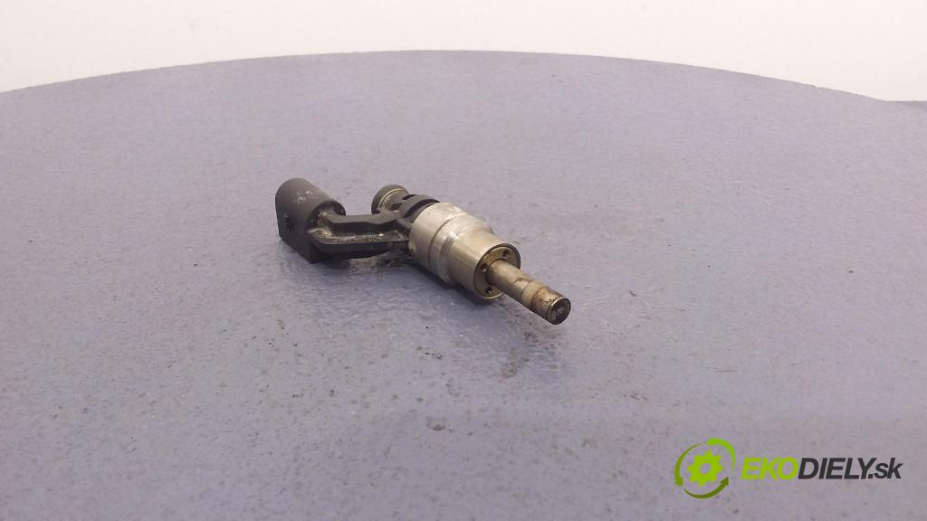 Volkswagen Golf 2002 vstrek 0261500005