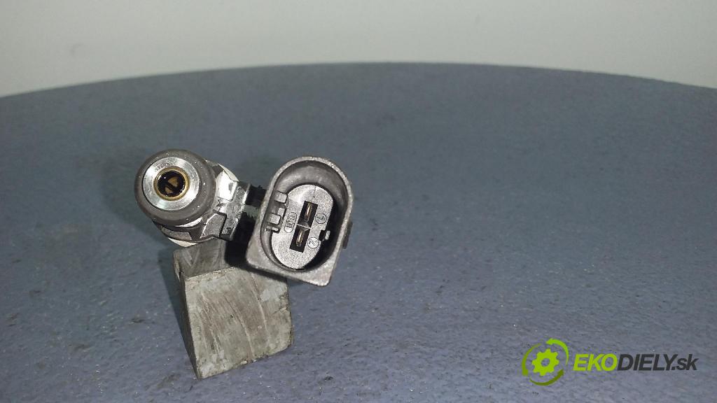 Volkswagen Golf 2002 vstrek 0261500005