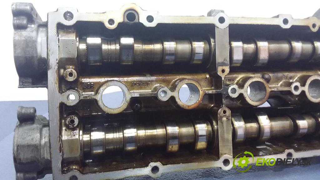 Volkswagen Golf 2002 kryt Ventily: 036103475BB