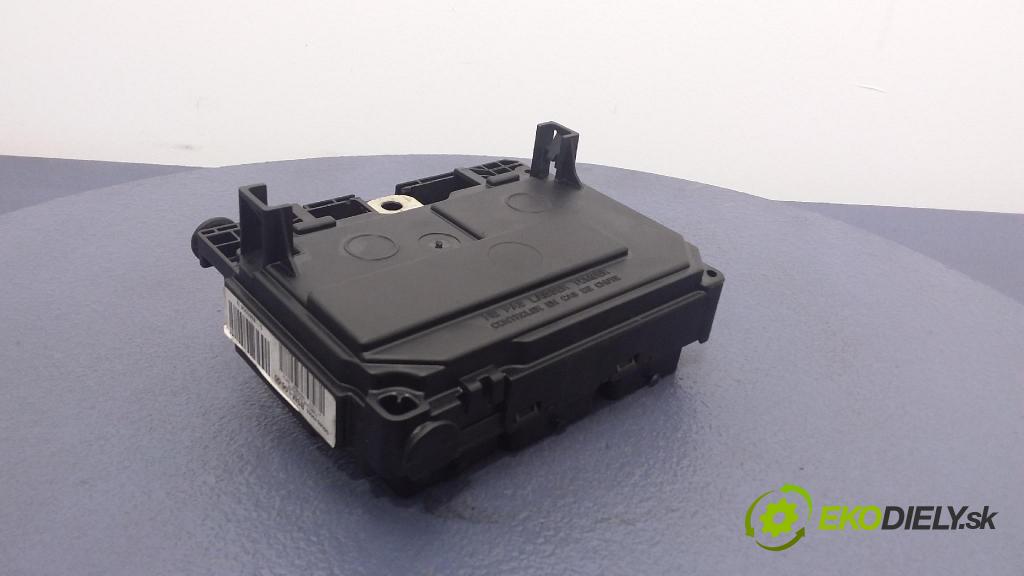 Citroen C5 2006 skrinka Poistky: 9658539680