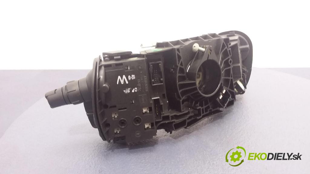 Renault Scenic 2005 prepínač Komplex: 8200127728