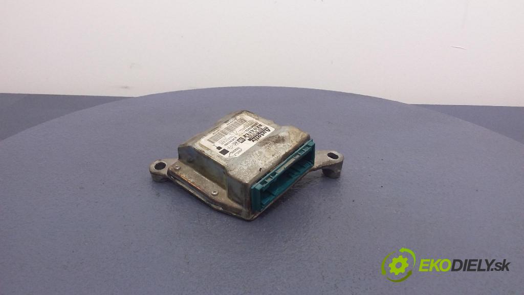 Renault Trafic 2008 riadiaca jednotka SRS x 8200469203