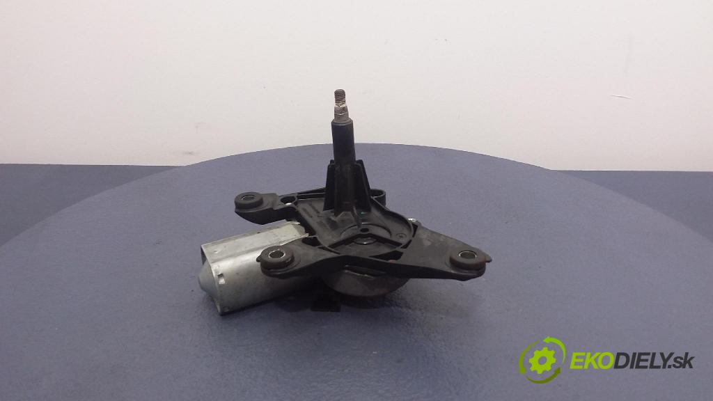 Renault Trafic 2008 motor: Stierače: zad 01