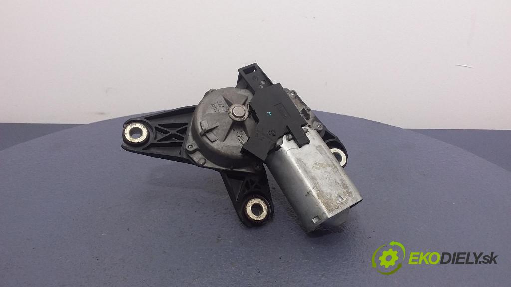 Renault Trafic 2008 motor: Stierače: zad 01