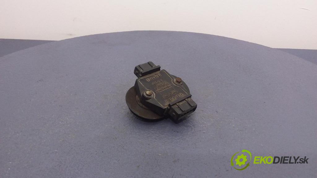 Audi A4 2000 riadiaca jednotka 8D0905351