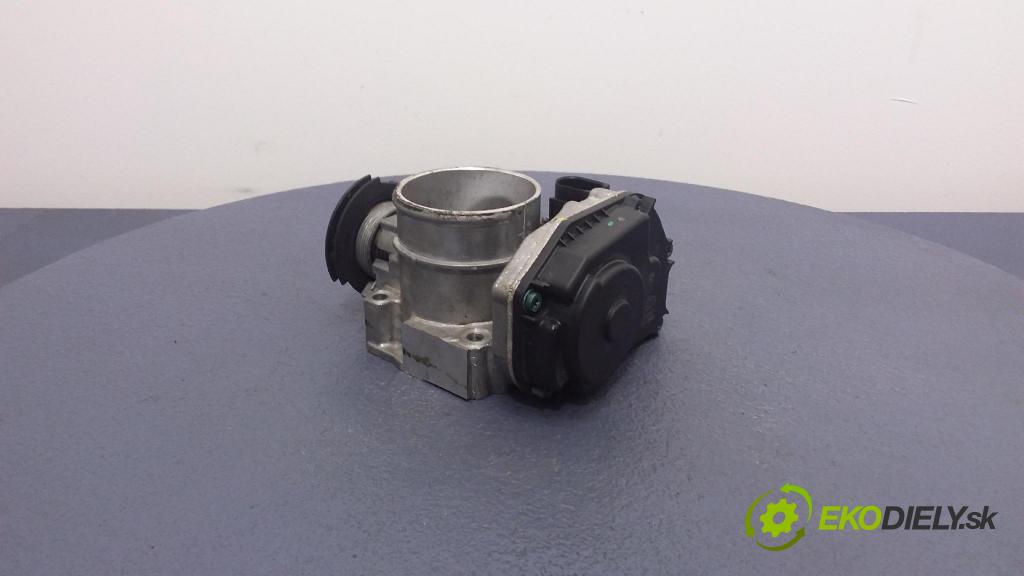 Audi A4 2000 klapka TB0047