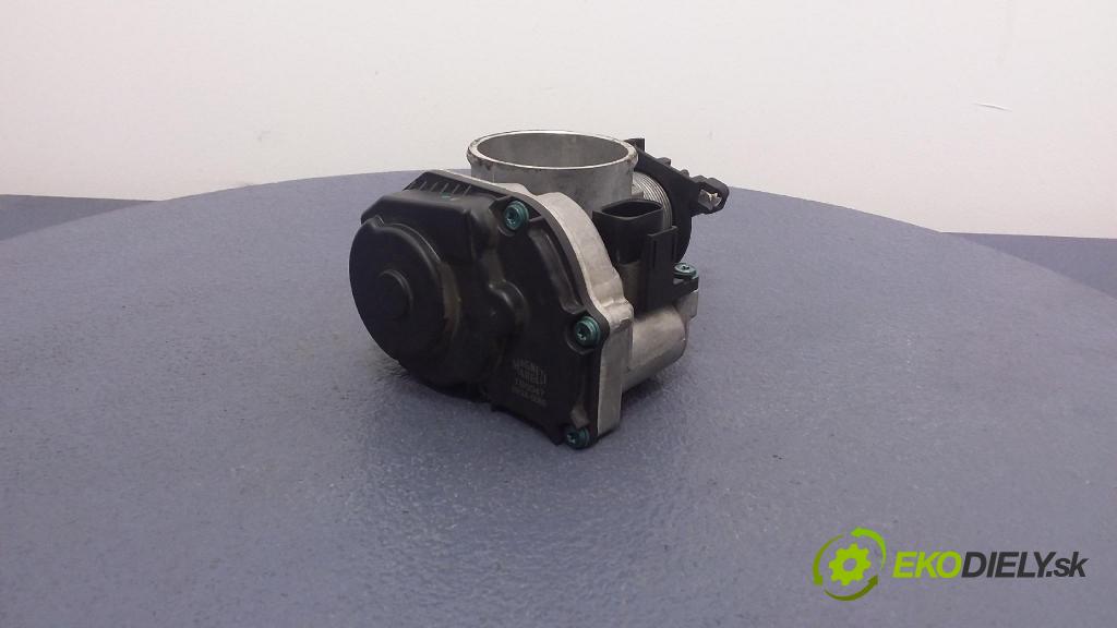 Audi A4 2000 klapka TB0047