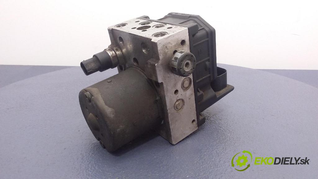 Audi A6 2003 čerpadlo ABS x 4B0614517G