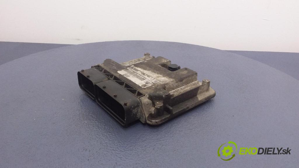 Saab 9-3 2006 riadiaca jednotka Motor: 55563967