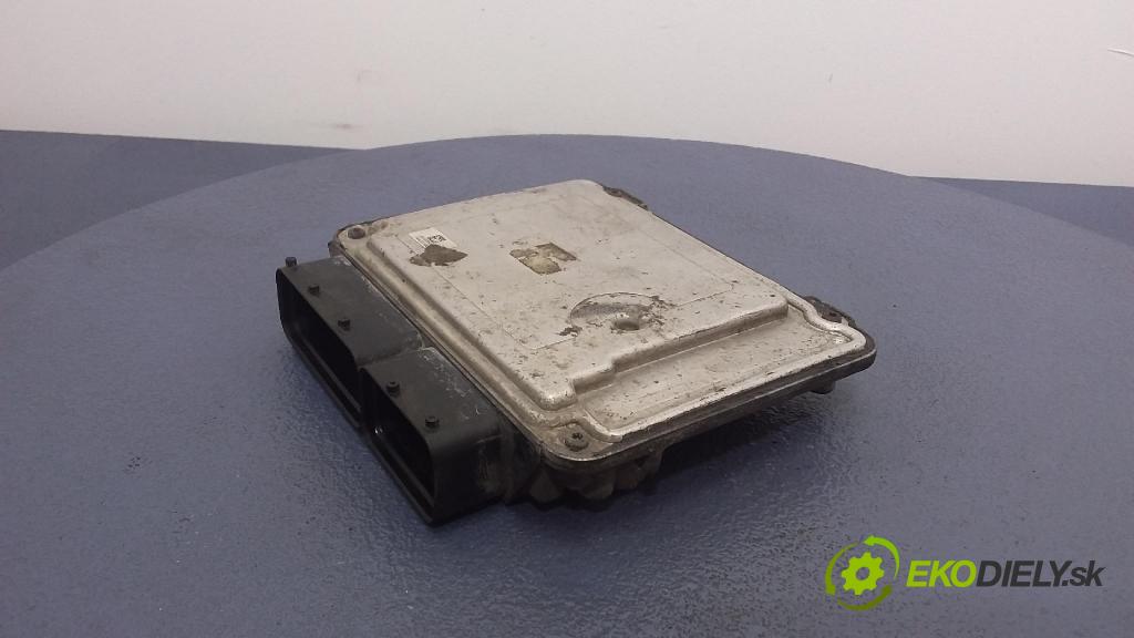 Saab 9-3 2006 riadiaca jednotka Motor: 55563967