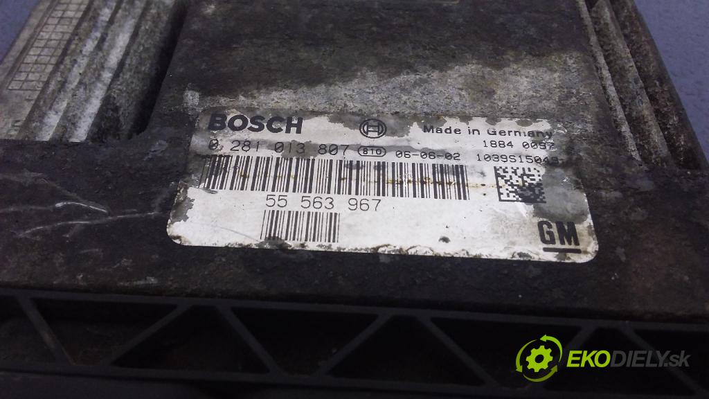 Saab 9-3 2006 riadiaca jednotka Motor: 55563967