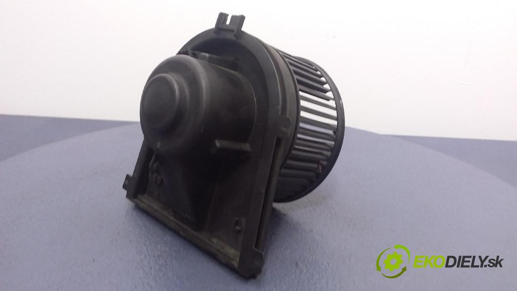 Volkswagen Bora 1998 ventilátor Vzduch: 1J1819021A