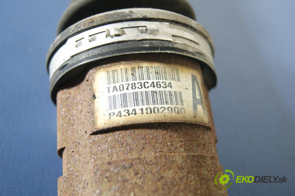 Toyota Corolla 2004 poloos Prava: Predné