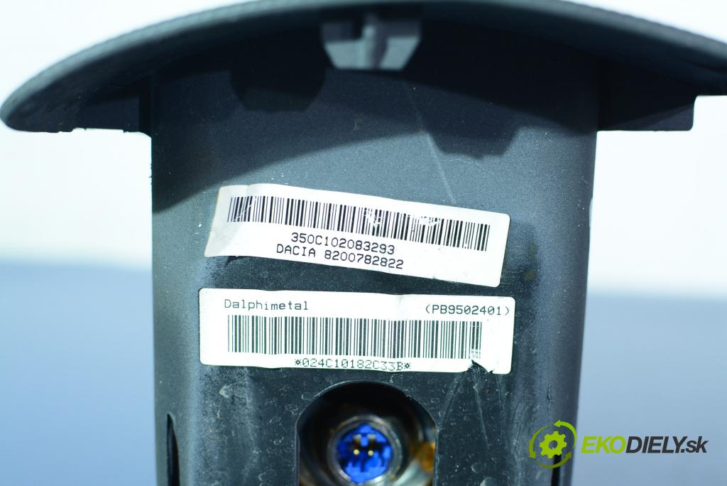 Dacia Sandero 2010 kokpit,pristrojová doska