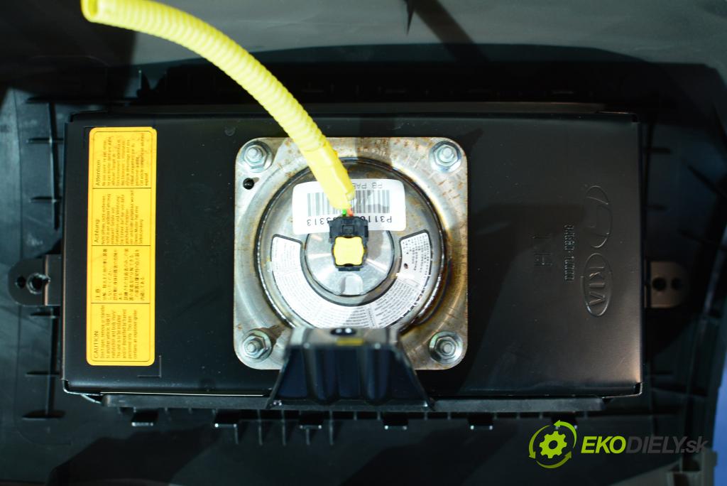 Hyundai I20 2011 kokpit,pristrojová doska