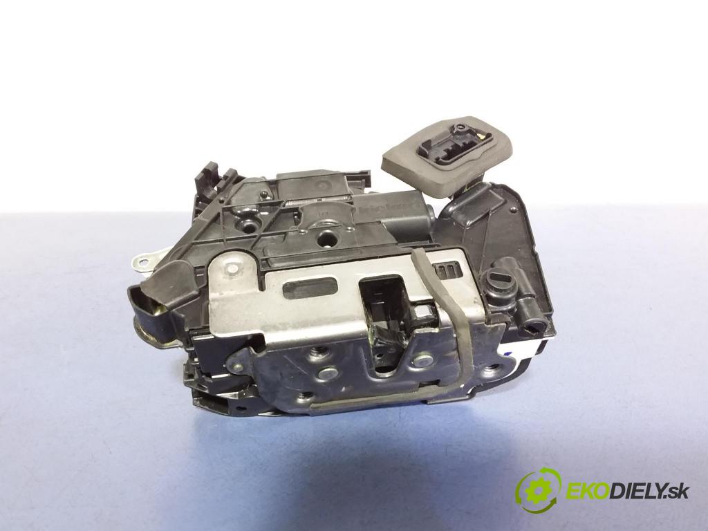 Vw Jetta 2017 zámek dveře Zad: v pravo: 5GM839016E