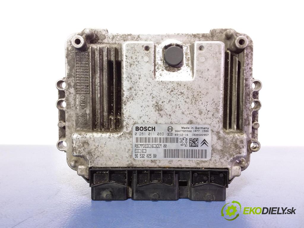 Peugeot 206 2004 riadiaca jednotka Motor: 9647785580