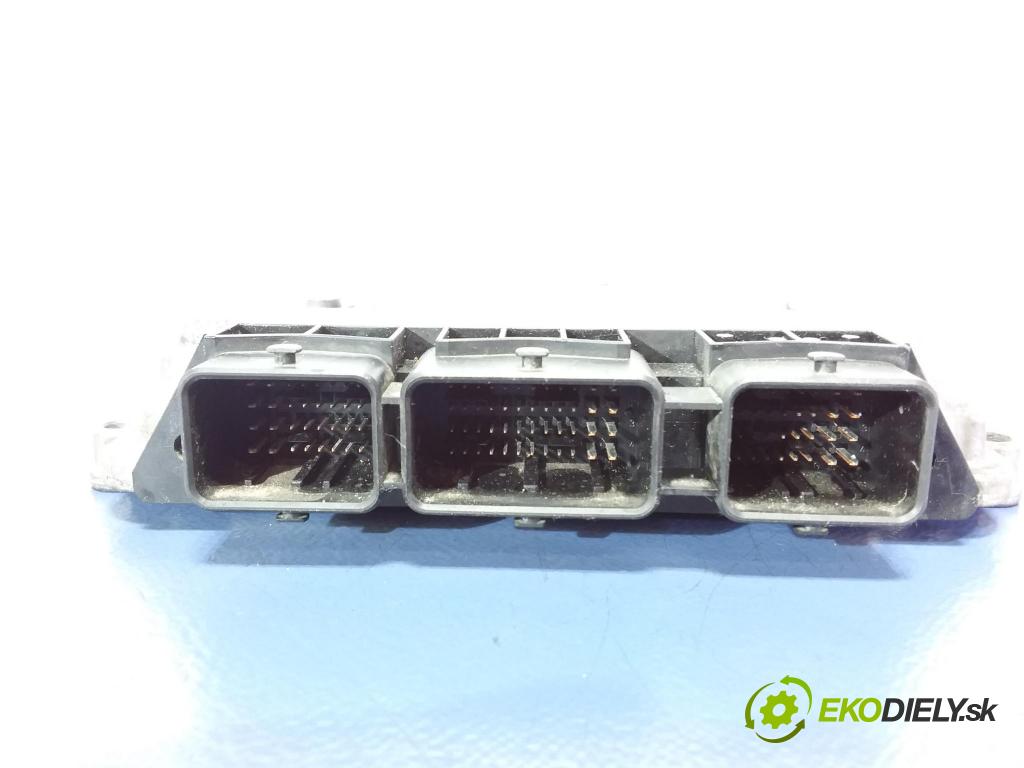 Peugeot 206 2004 riadiaca jednotka Motor: 9647785580