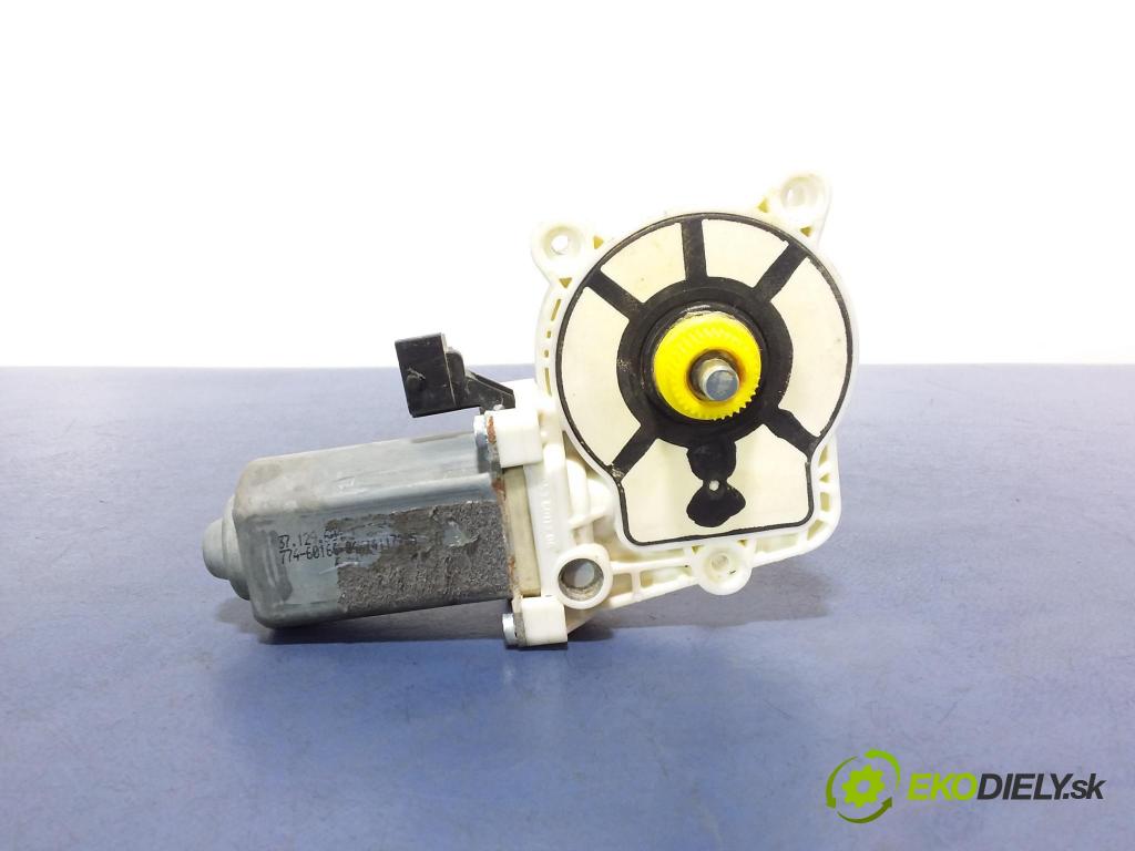 Saab 9-3 0 mechanismus stahování Sklenka: Zad: v pravo: 01
